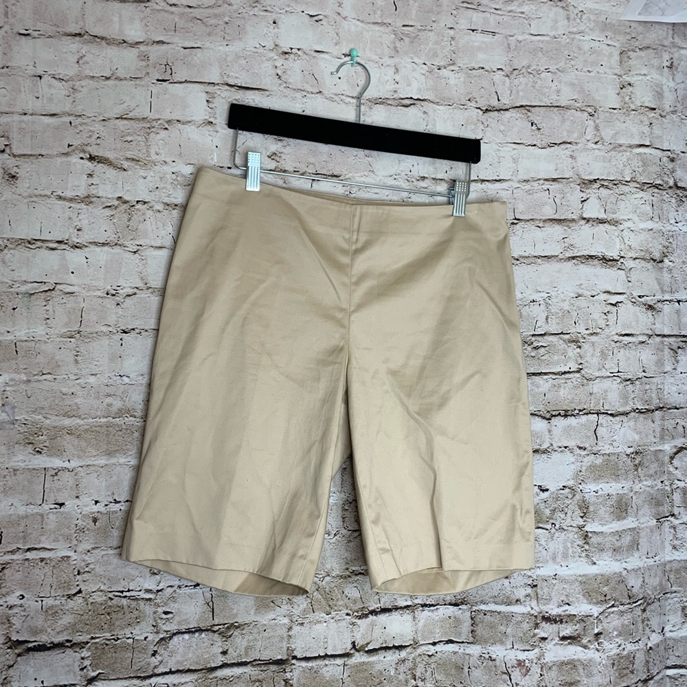 LILY PULITZER RESORT KHAKI SHORTS sz 8